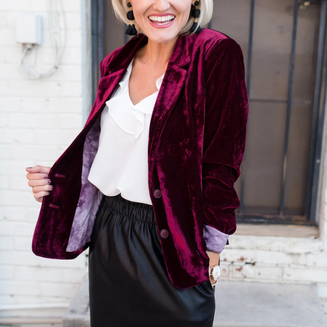Damen Blazer | klare Form mit langen Ärmeln