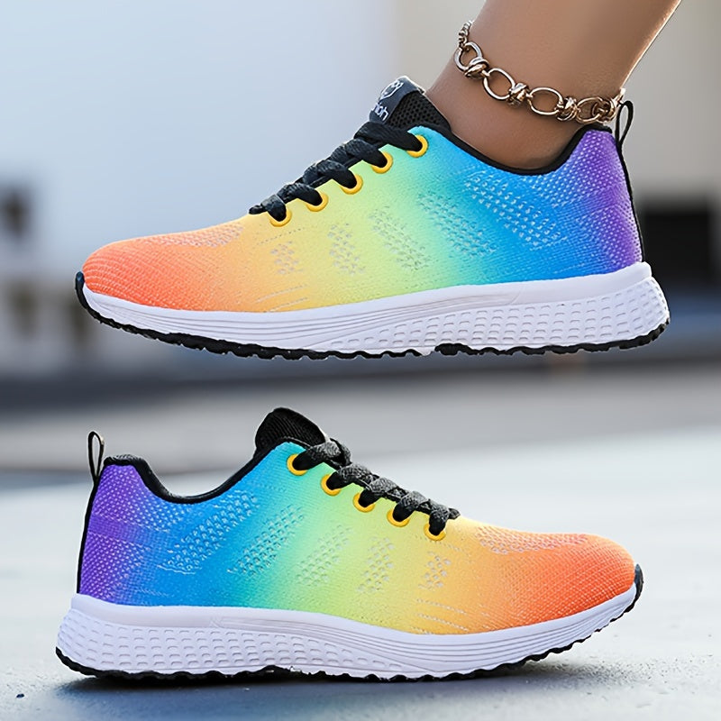 Damen Sneaker | geschlossene Silhouette mit definierter Laufsohle
