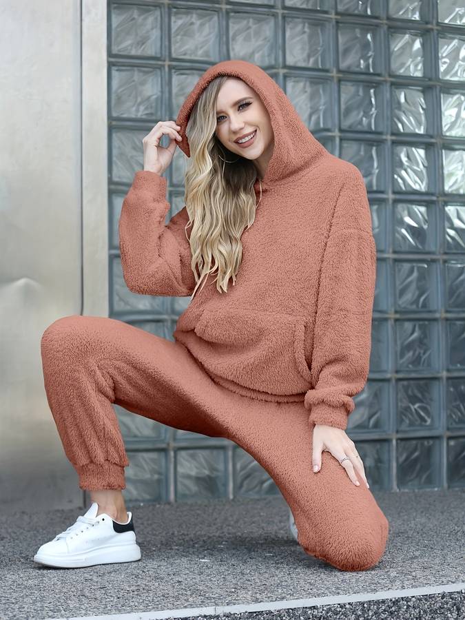 Set Damen | Zweiteiler mit Kapuzenoberteil