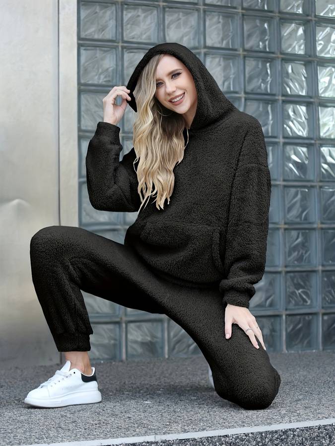 Set Damen | Zweiteiler mit Kapuzenoberteil