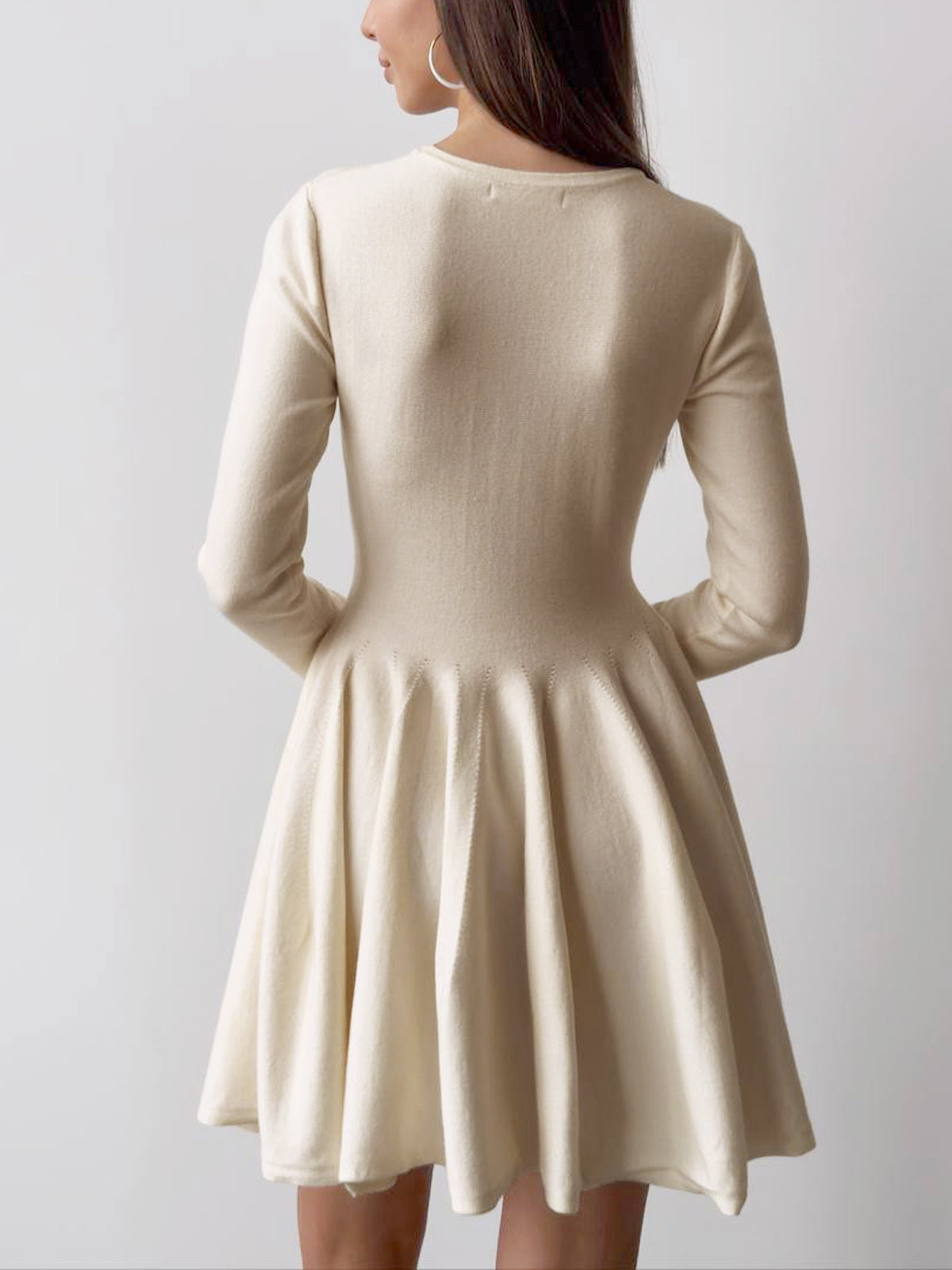Damen Skaterkleid | lange Ärmel mit definierter Silhouette
