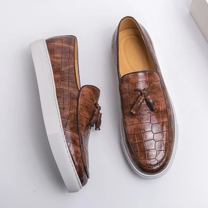 Loafer Herren | Schlupfform mit Zierquasten und Strukturprägung