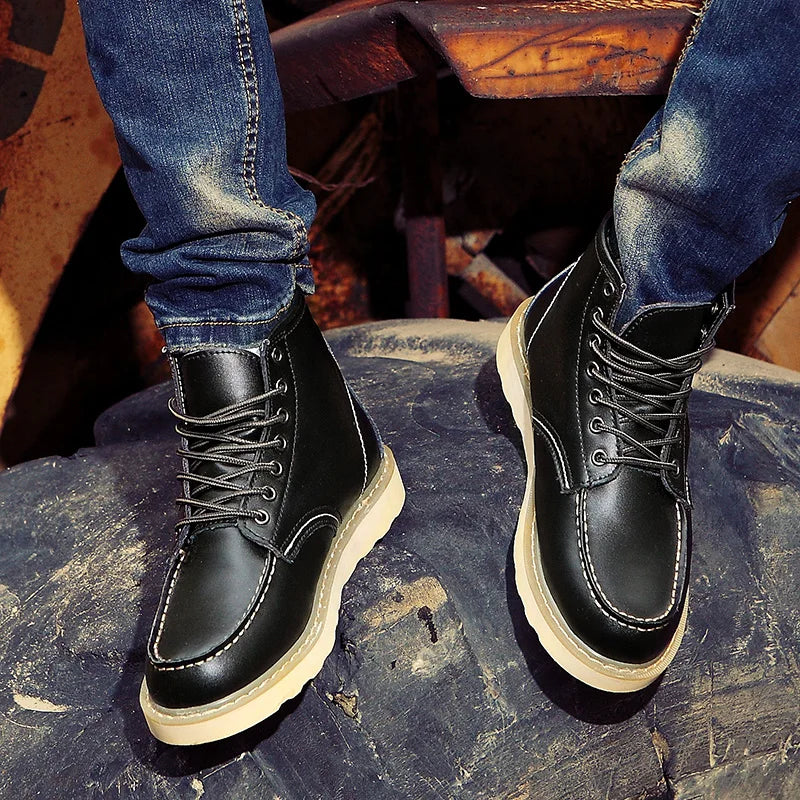 Herren Schuhe | Knöchelhoher Schnitt mit Schnürung vorne