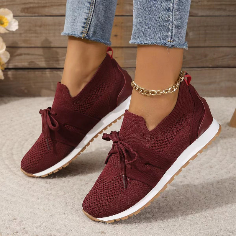 Damen Schuhe | Schnürung mit Profillaufsohle und Niedrigschaft