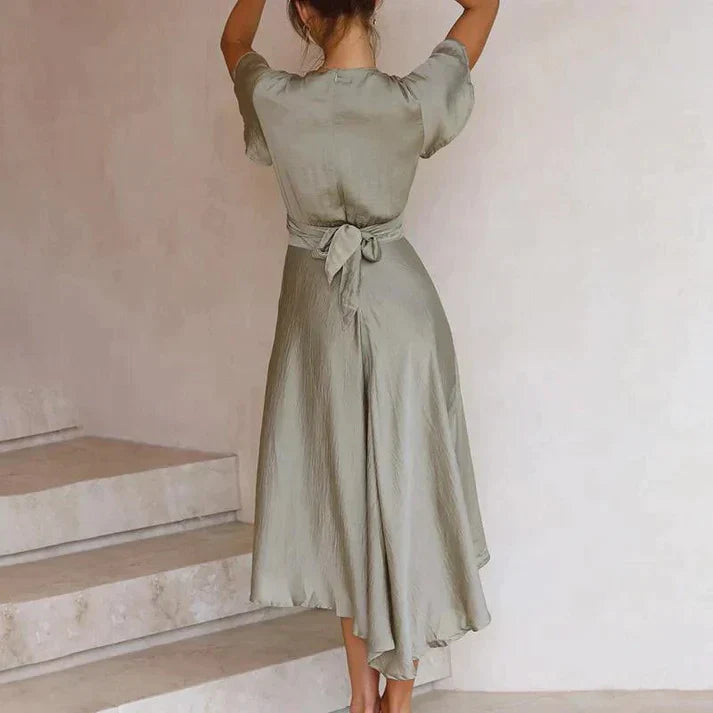 Kleid Damen | V-Ausschnitt mit Taillendetail