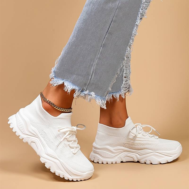 Sneaker Damen | Geschlossene Form mit Konturierter Sohle