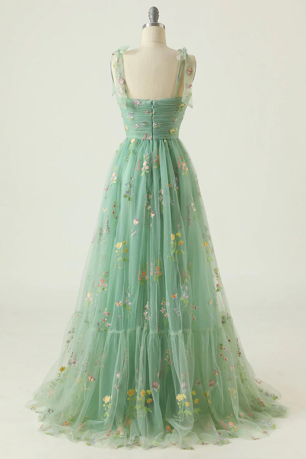 Damen Kleid | Trägerdesign mit ausgestelltem Mehrlagenrock