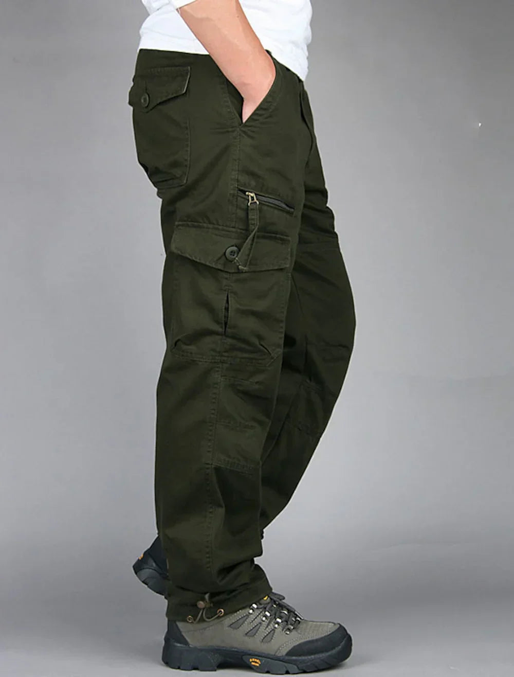Herren Cargohose | gerade Schnittform und Taschelemente