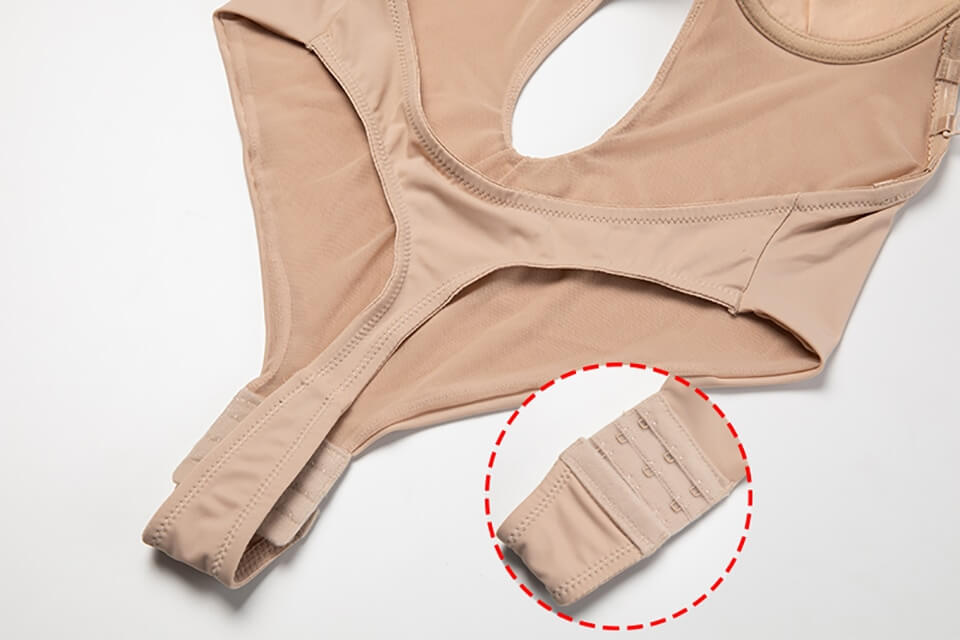 Damen Body Shaper | trägerlos mit tiefem V-Ausschnitt offen