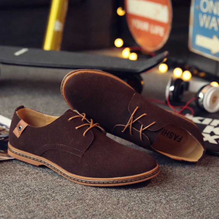Herren Wanderschuhe | geschlossene Silhouette mit Schnürung