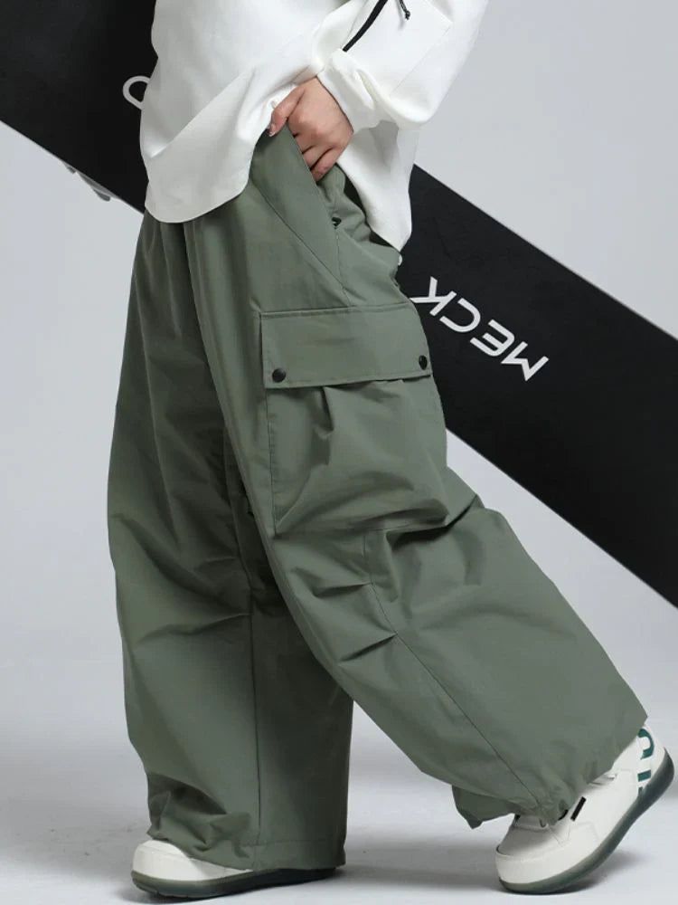 Unisex Hose | baggy Passform mit hohem Bund und Cargotaschen