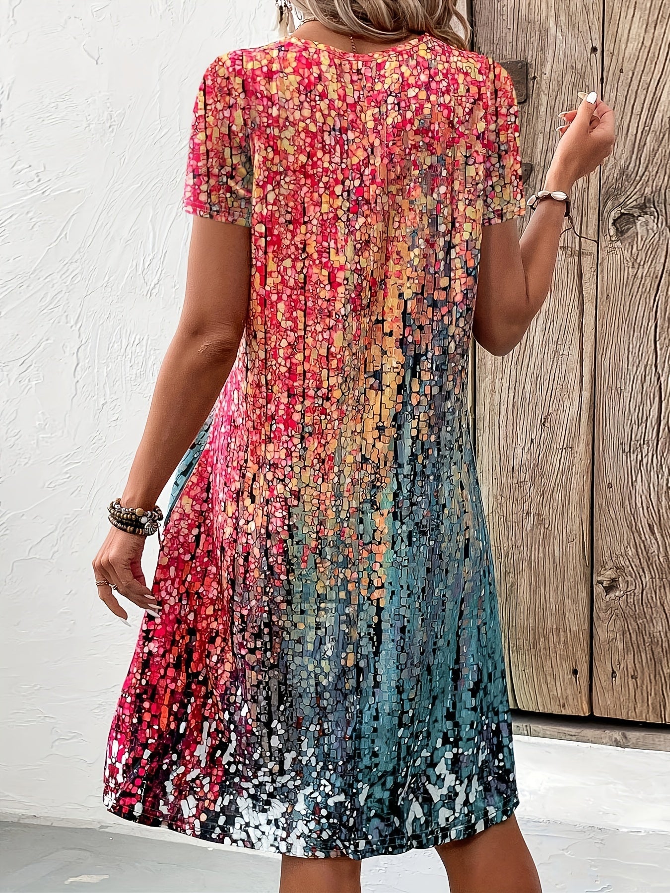 Kleid Damen | V-Ausschnitt mit grafischem Muster