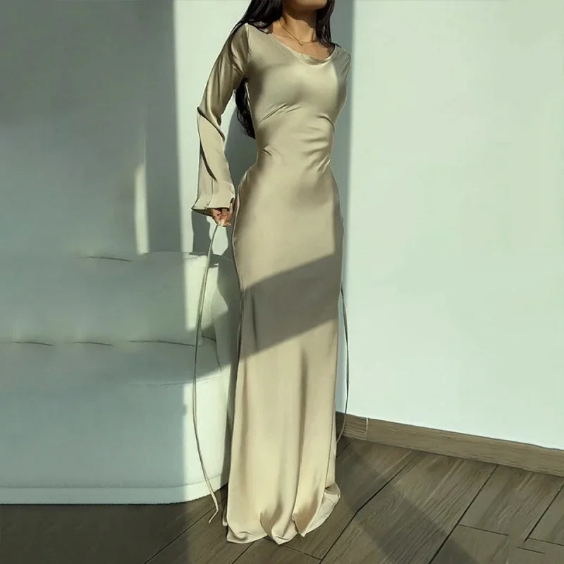 Maxikleid Damen | Langarm mit gerader Silhouette und Bodenlänge