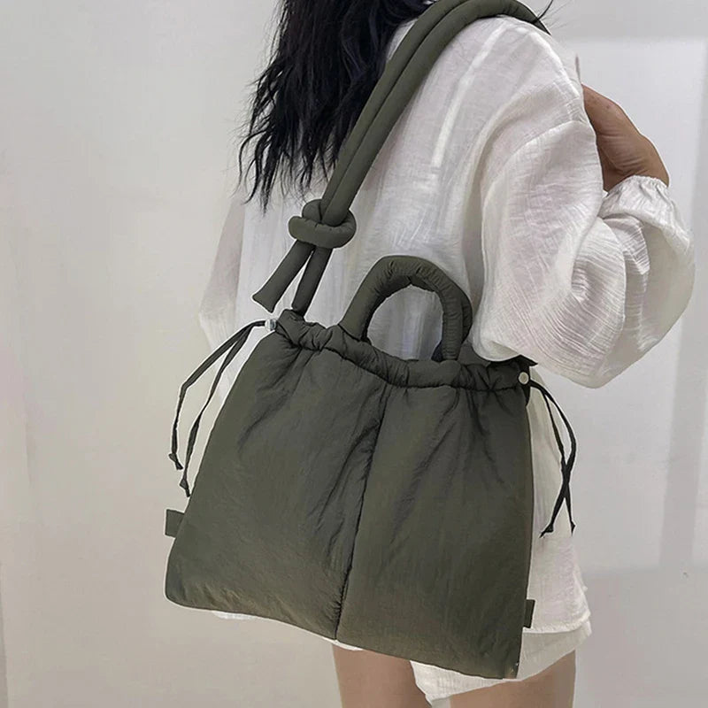 Handtasche Damen | Gepolsterte Form mit Kordelzug und Griff