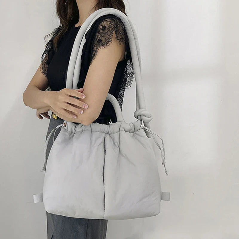 Handtasche Damen | Gepolsterte Form mit Kordelzug und Griff