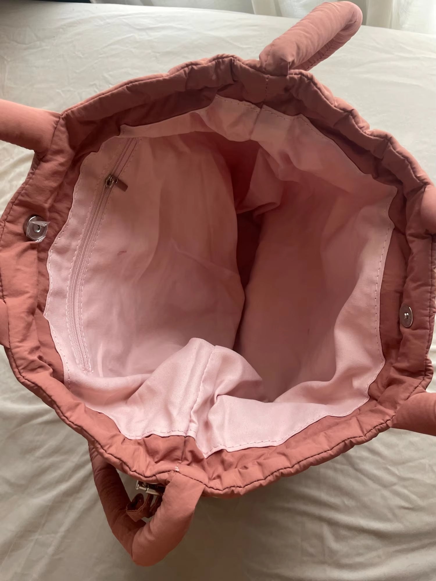 Handtasche Damen | Gepolsterte Form mit Kordelzug und Griff
