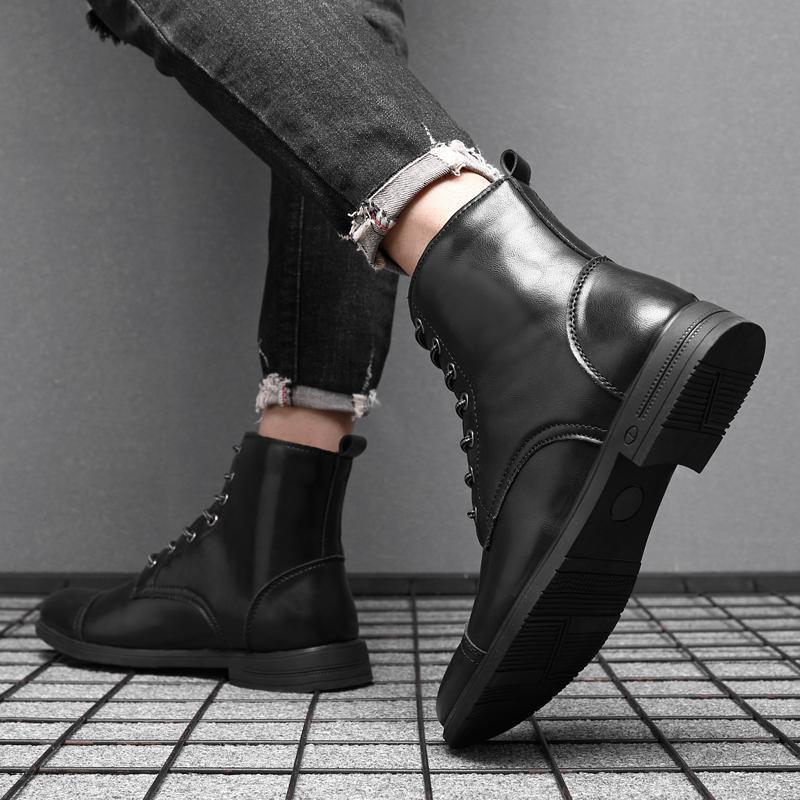 Stiefel Herren | Klassische Form mit Einheitlicher Sohle