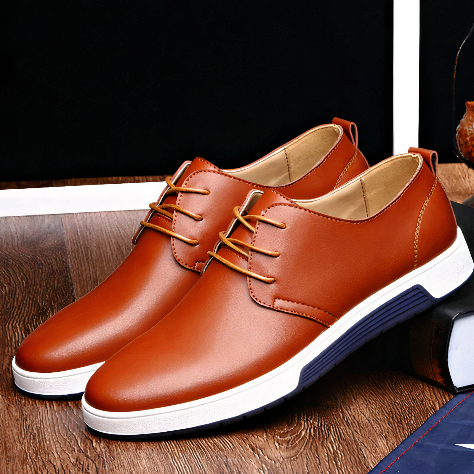Schnürschuhe Herren | Geschlossene Schnürung mit flacher Sohlenform