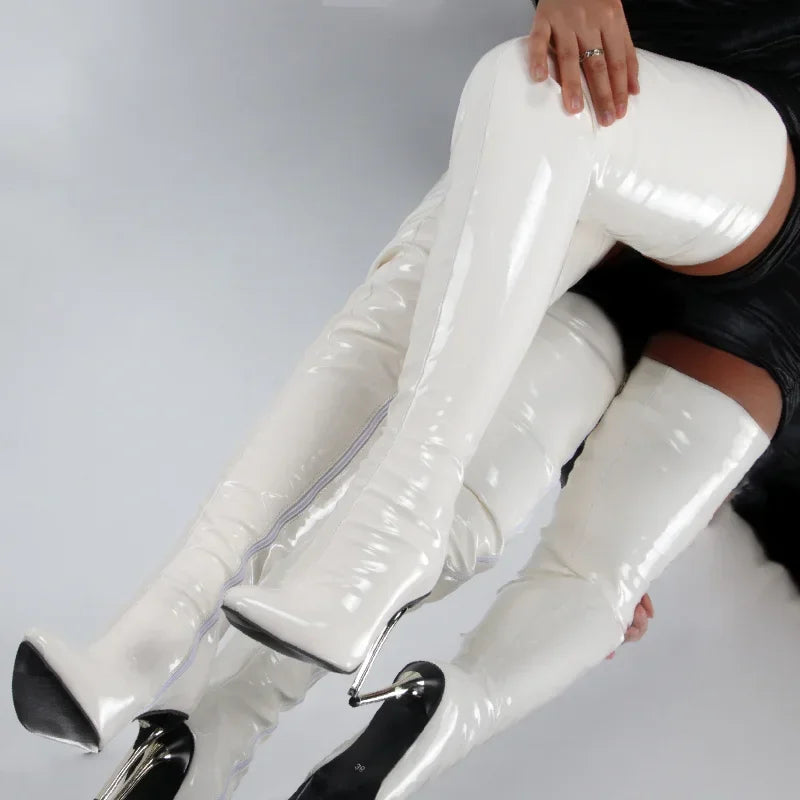 Damen Overknee Stiefel | spitze Zehenpartie und schmaler Absatz
