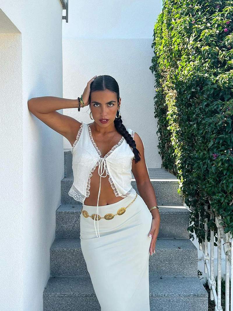 Damen Top | Frontbindung mit tiefem Ausschnitt und Kurzschnitt
