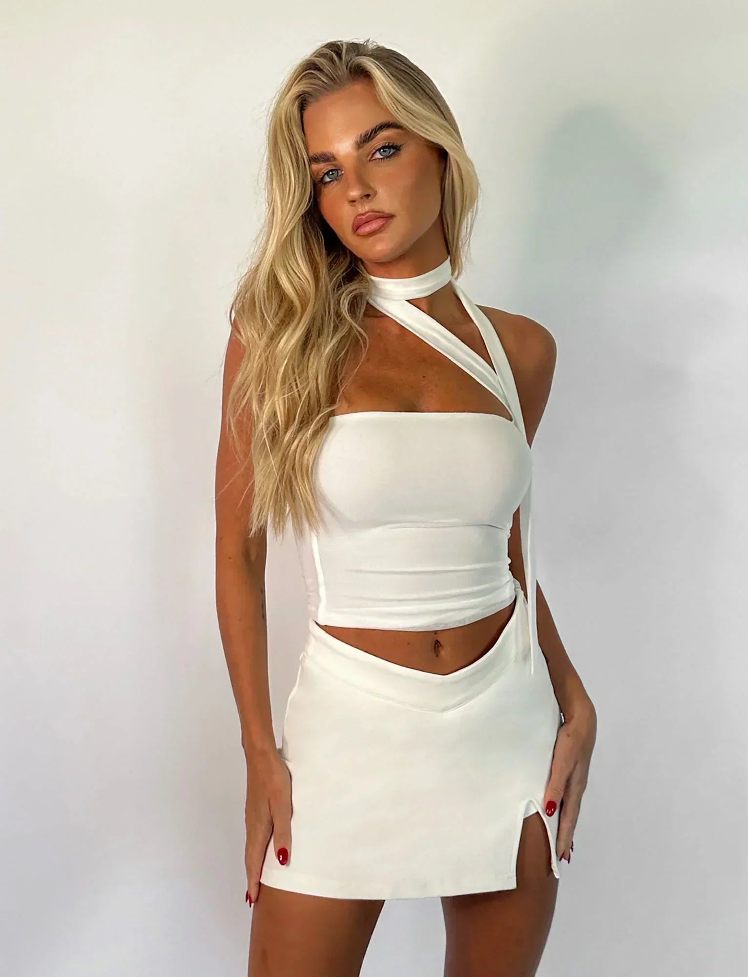Damen Top | Nackenband mit trägerlosem Frontschnitt
