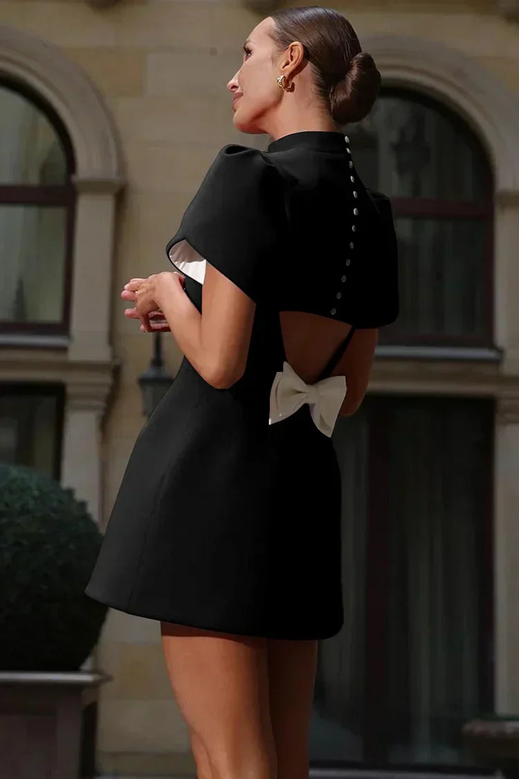 Damen Minikleid | kurzer Schnitt mit Stehkragen und Kurzarm