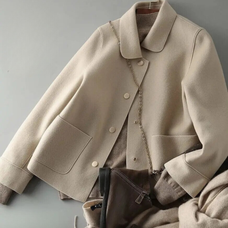 Damen Jacke | Knopfverschluss und lockere Passform