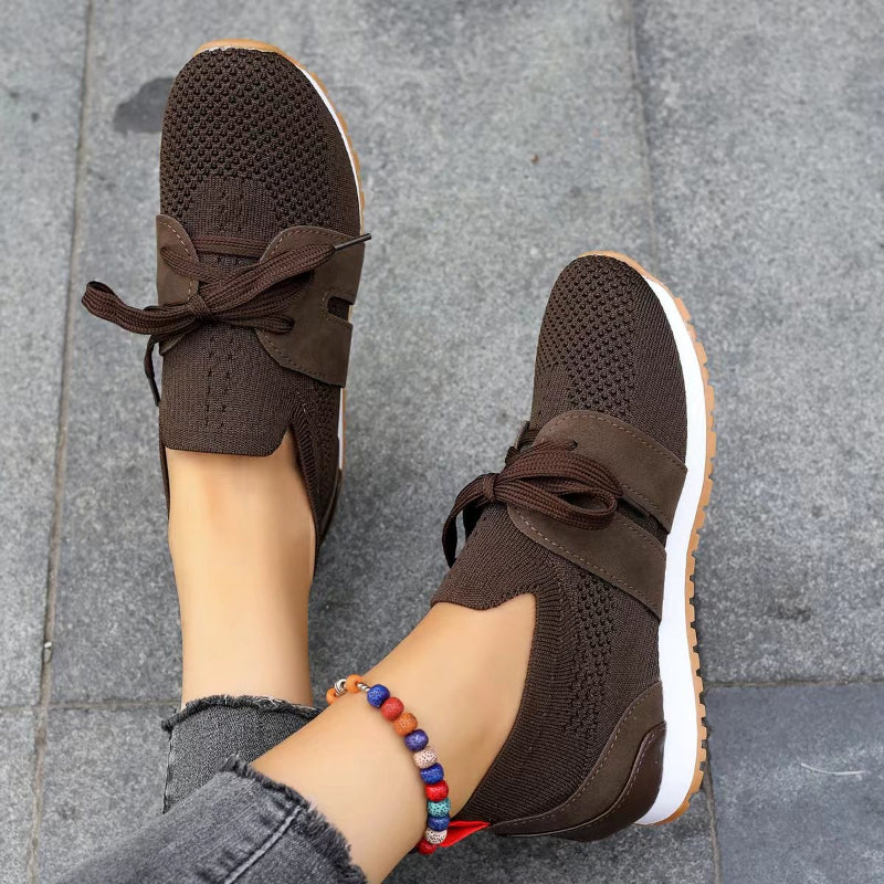 Damen Schuhe | Schnürung mit Profillaufsohle und Niedrigschaft