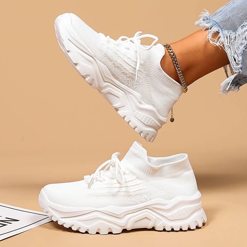 Sneaker Damen | Geschlossene Form mit Konturierter Sohle