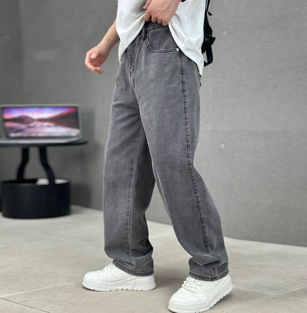 Herren Jeans | Lockere Passform mit geradem Beinverlauf